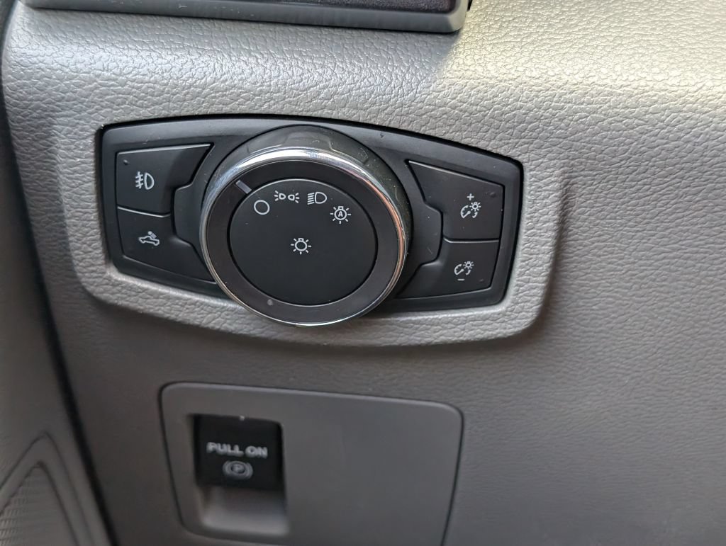 Used 2018 Ford F150 XLT AWD/4WD image 11