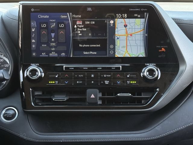 Used 2021 Toyota Highlander Limited AWD/4WD image 17
