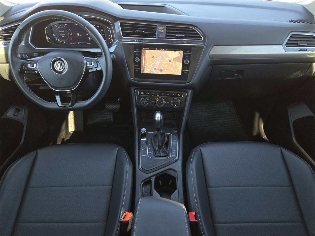Used 2021 Volkswagen Tiguan SEL w/ 3-Row Tiguan MDO Package image 27
