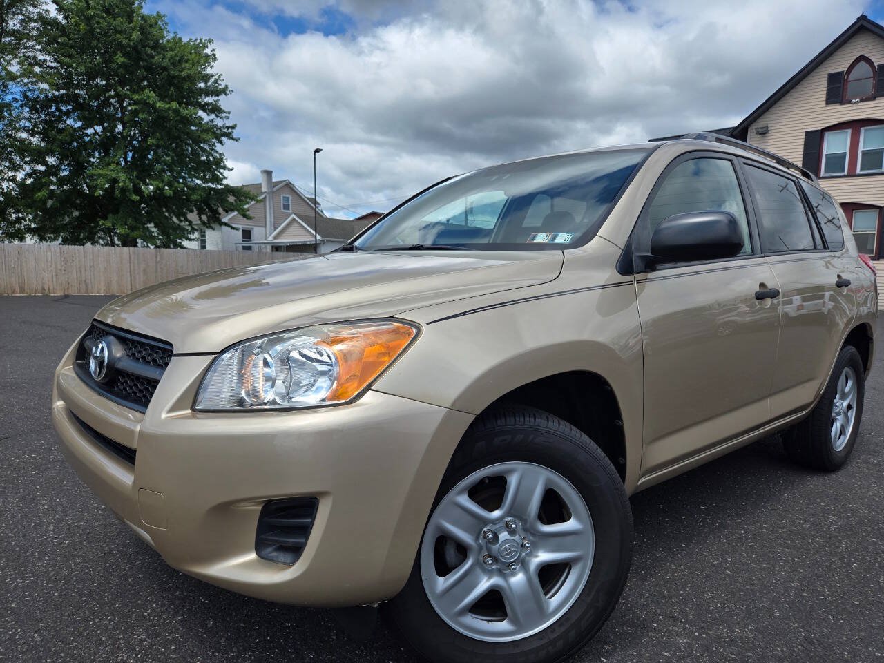 Used 2011 Toyota RAV4 4WD w/ Base L4 Extra Value Pkg image 2