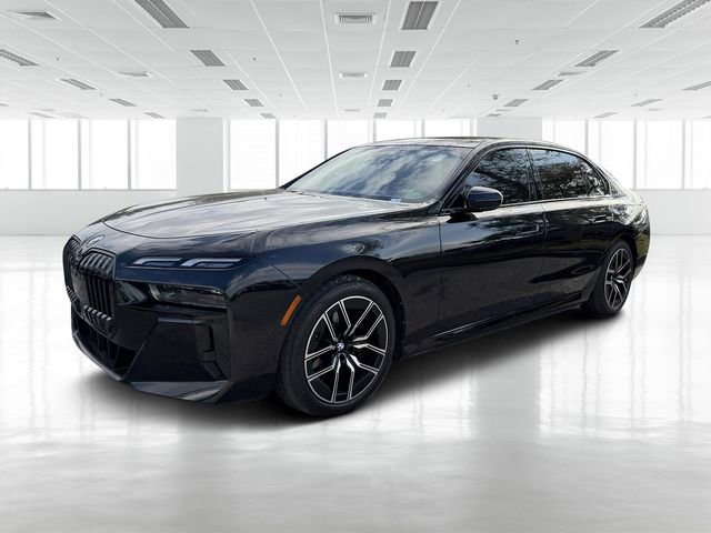 Certified 2024 BMW i7 xDrive60 w/ Premium Package image 7