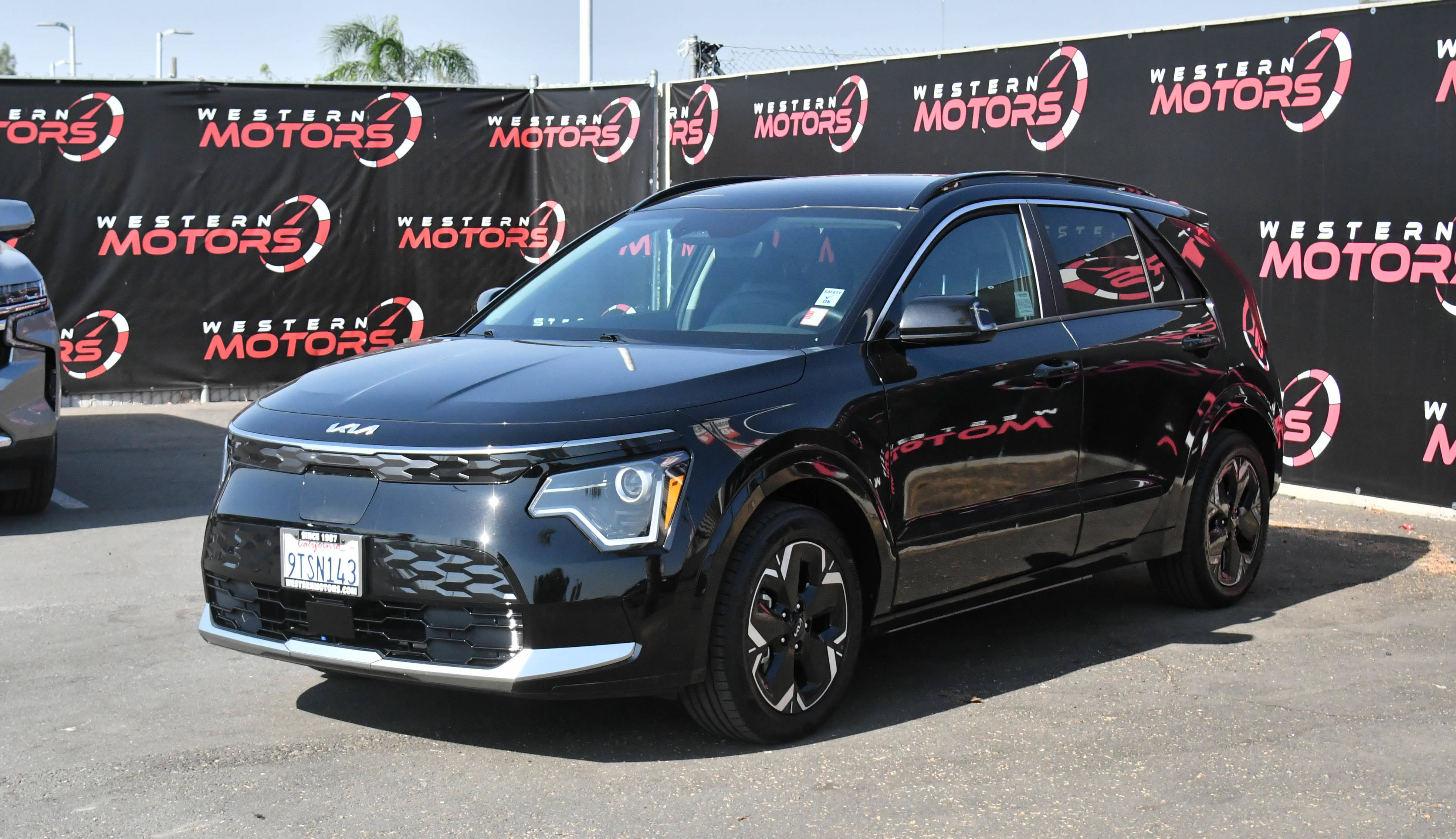 Used 2025 Kia Niro Wind FWD image 3