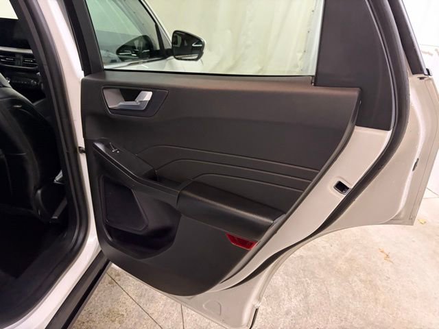 Used 2024 Ford Escape Platinum image 14