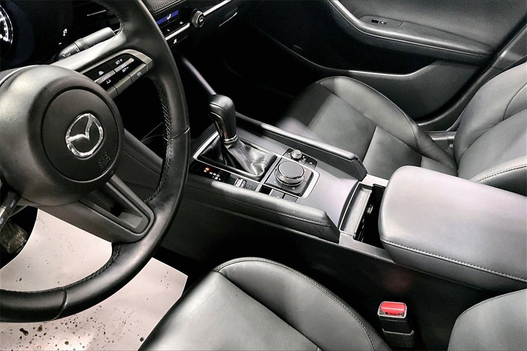 Used 2022 MAZDA MAZDA3 s image 17