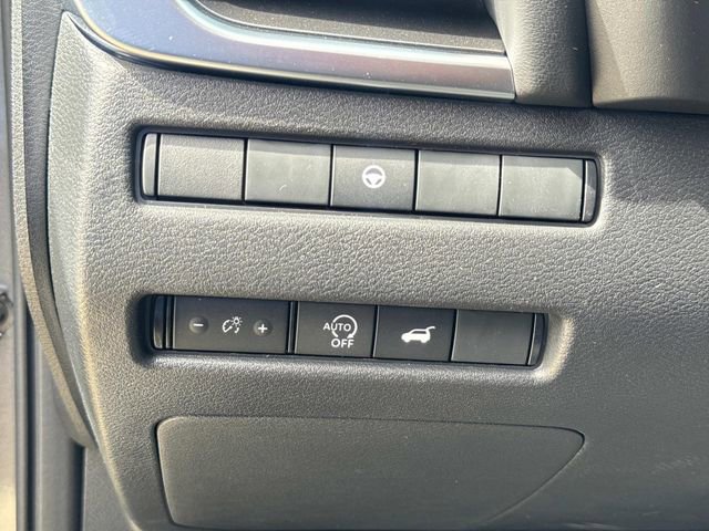 New 2026 Nissan Rogue SV FWD image 22