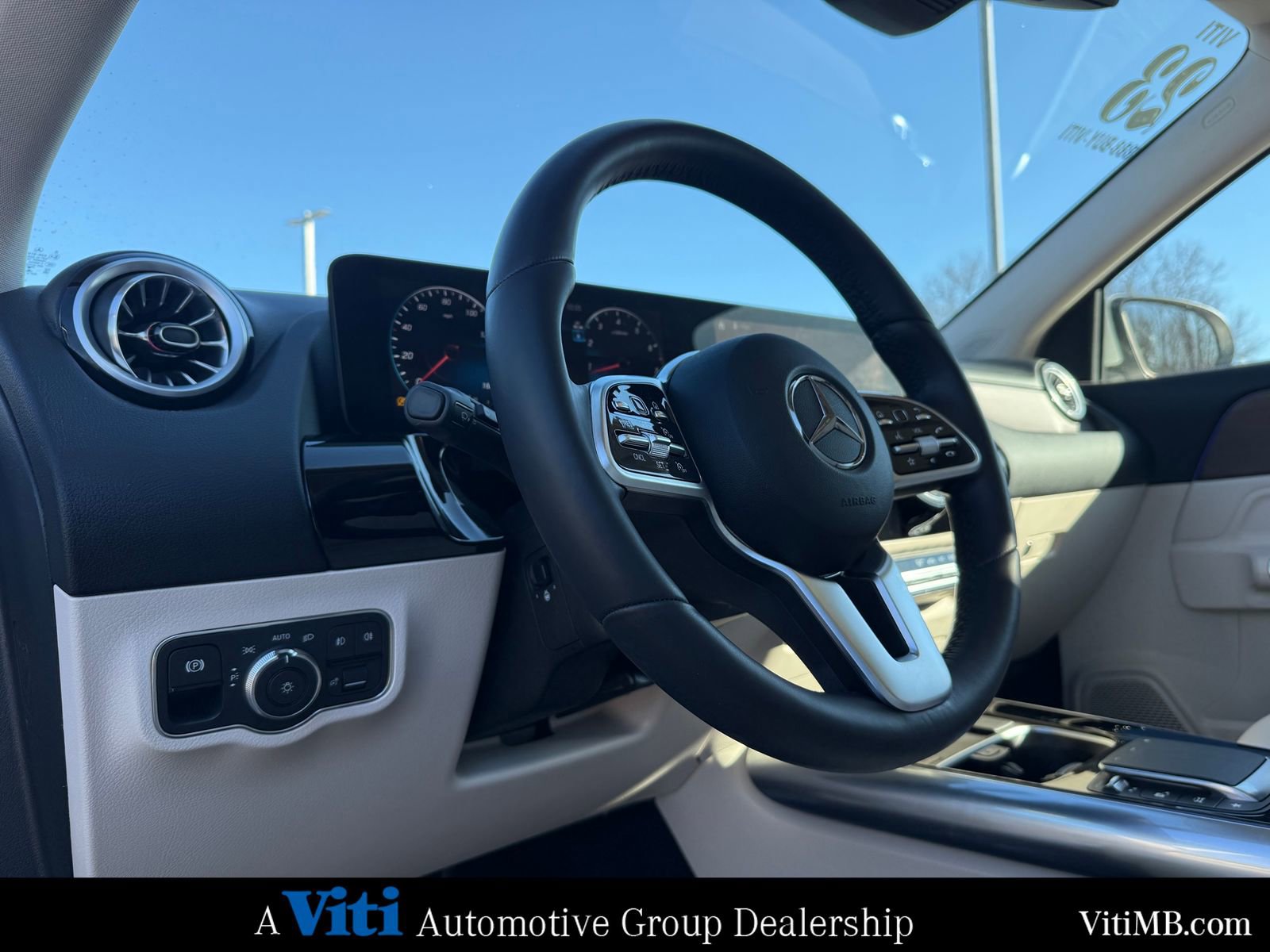 Certified 2023 Mercedes-Benz GLA 250 4MATIC image 18