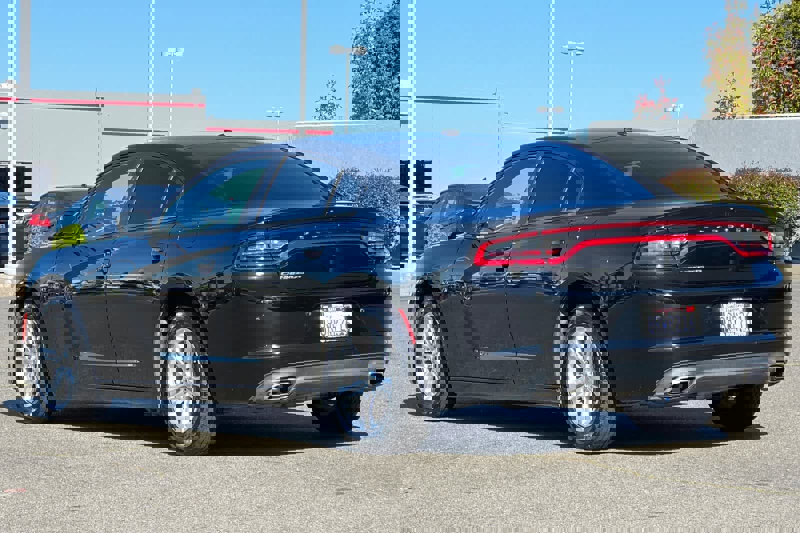 Used 2020 Dodge Charger SXT image 7