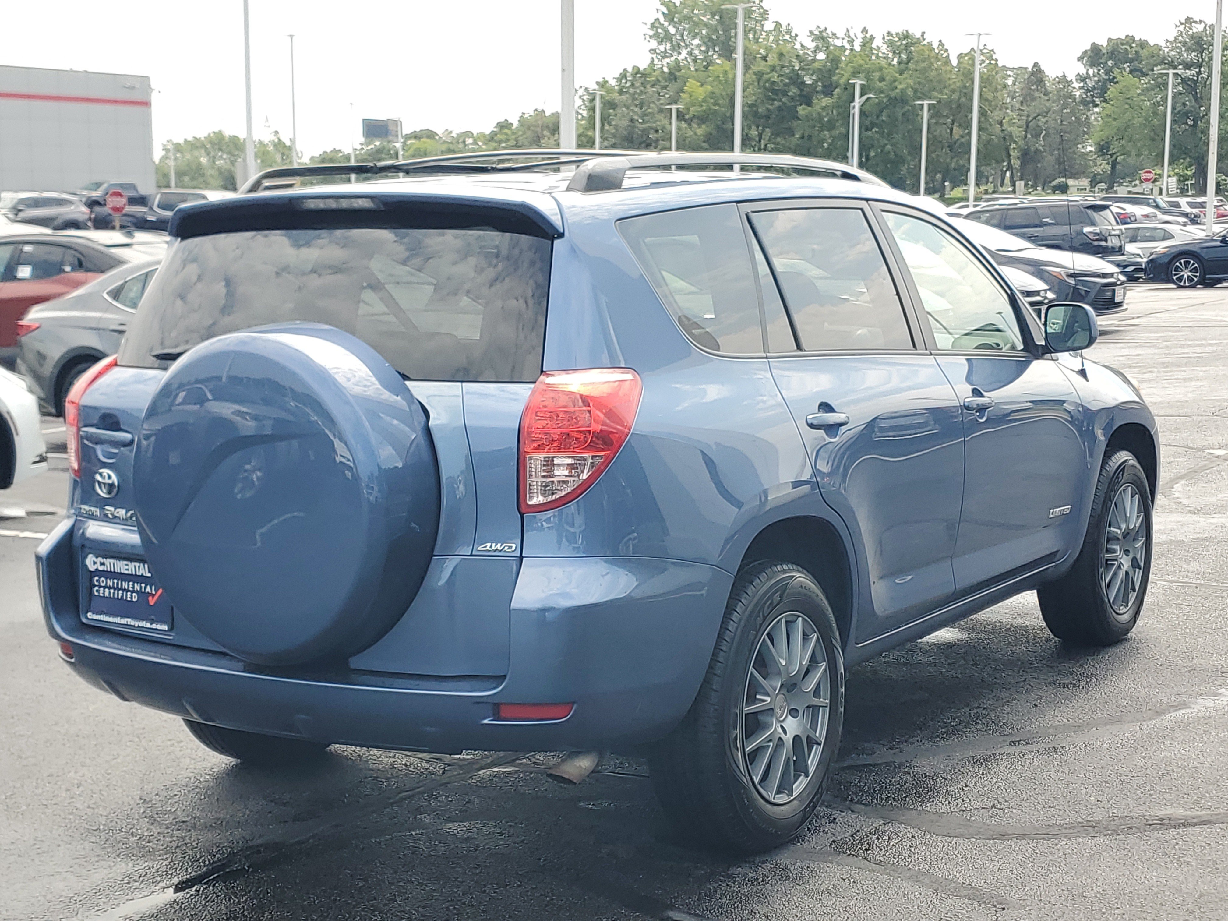 Used 2006 Toyota RAV4 Limited AWD/4WD image 6