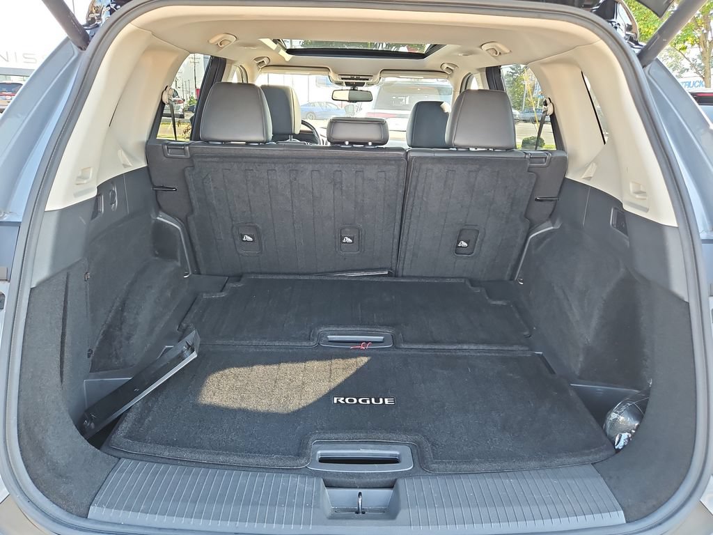 Used 2021 Nissan Rogue SL w/ Premium Package FWD image 8