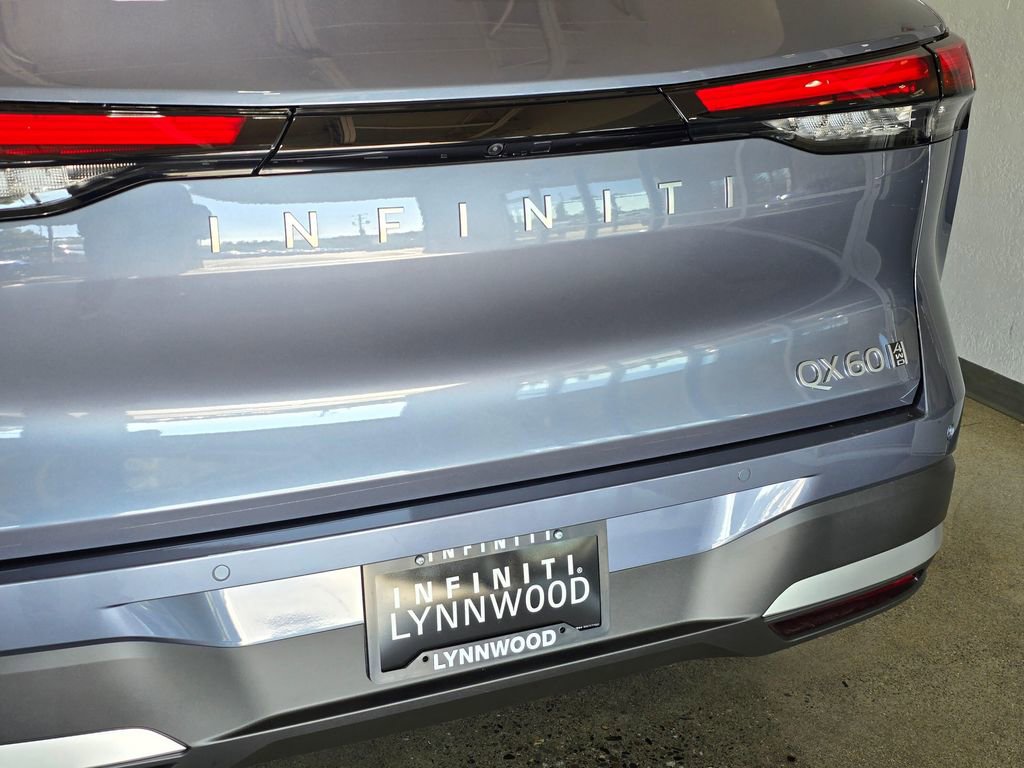 New 2026 INFINITI QX60 Luxe w/ Family Package AWD/4WD image 27