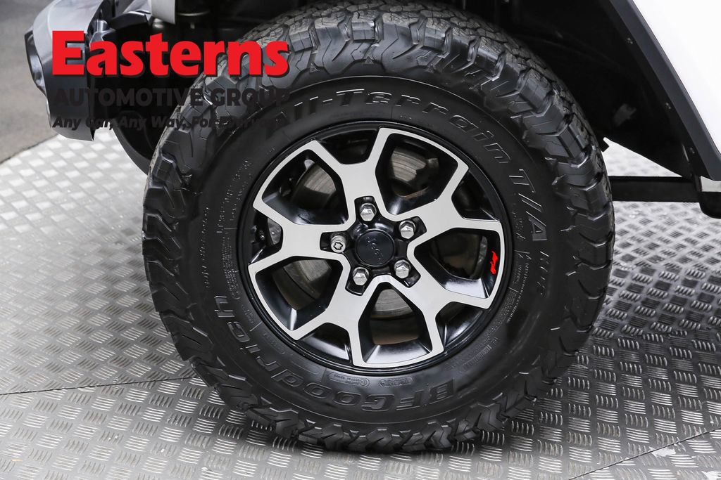 Used 2020 Jeep Wrangler Unlimited Rubicon w/ LED Lighting Group AWD/4WD image 35