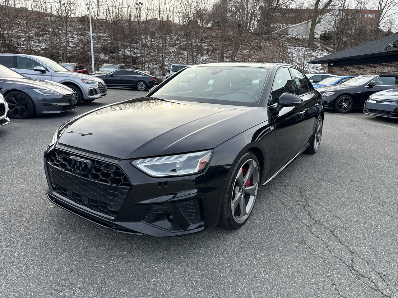 Used 2022 Audi A4 2.0T Premium Plus w/ Premium Plus Package image 2