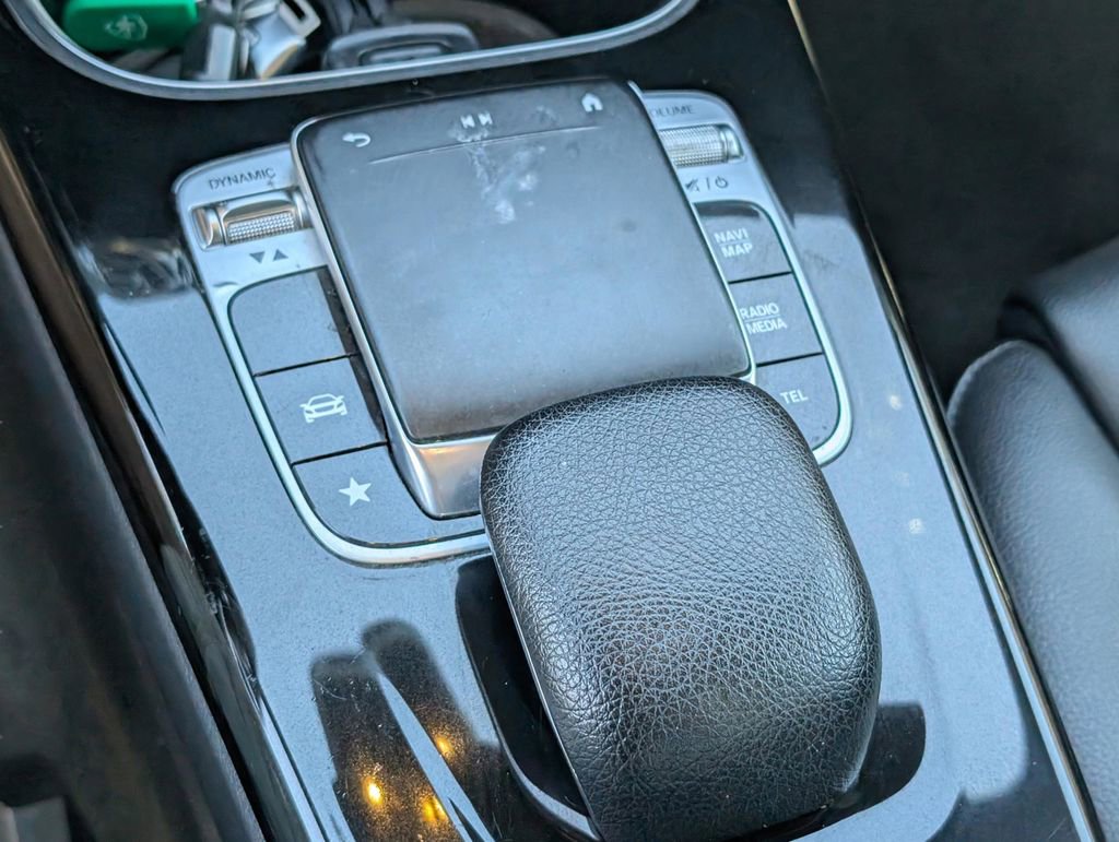 Used 2020 Mercedes-Benz CLA 250 w/ Premium Package image 29