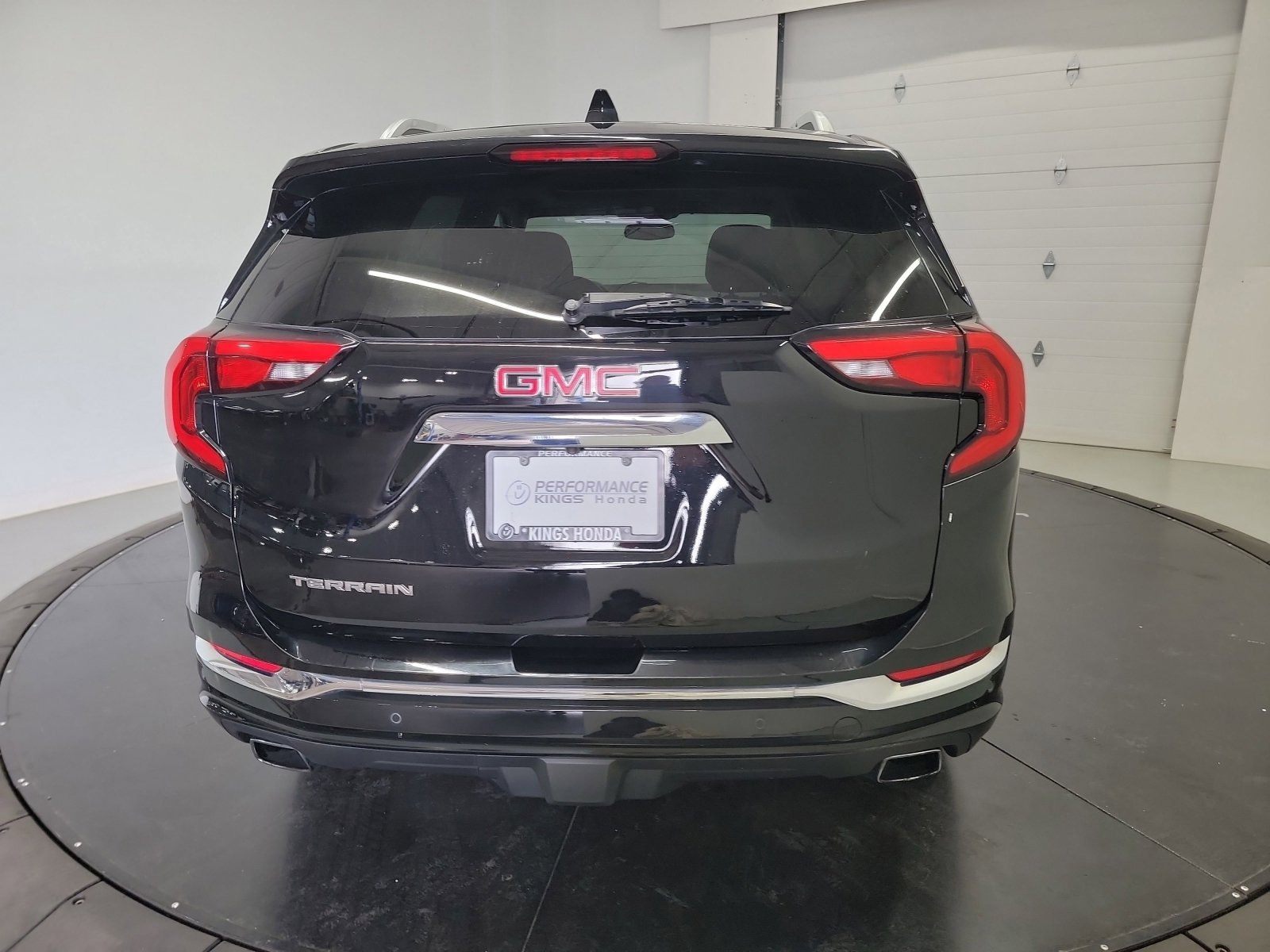Used 2018 GMC Terrain Denali w/ Driver Alert Package II FWD image 13