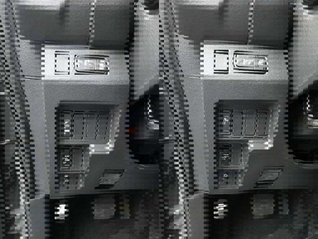 New 2026 Nissan Frontier SV image 13