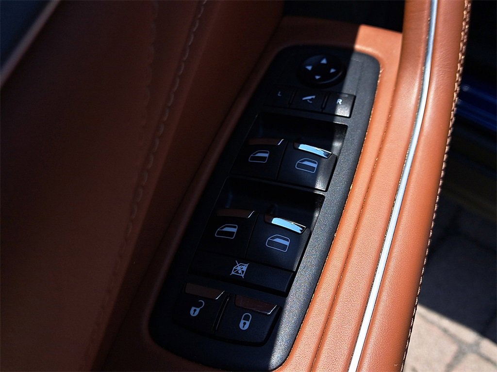 Used 2022 Maserati Levante Modena image 18
