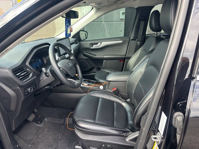 Used 2024 Ford Escape Platinum AWD/4WD image 10