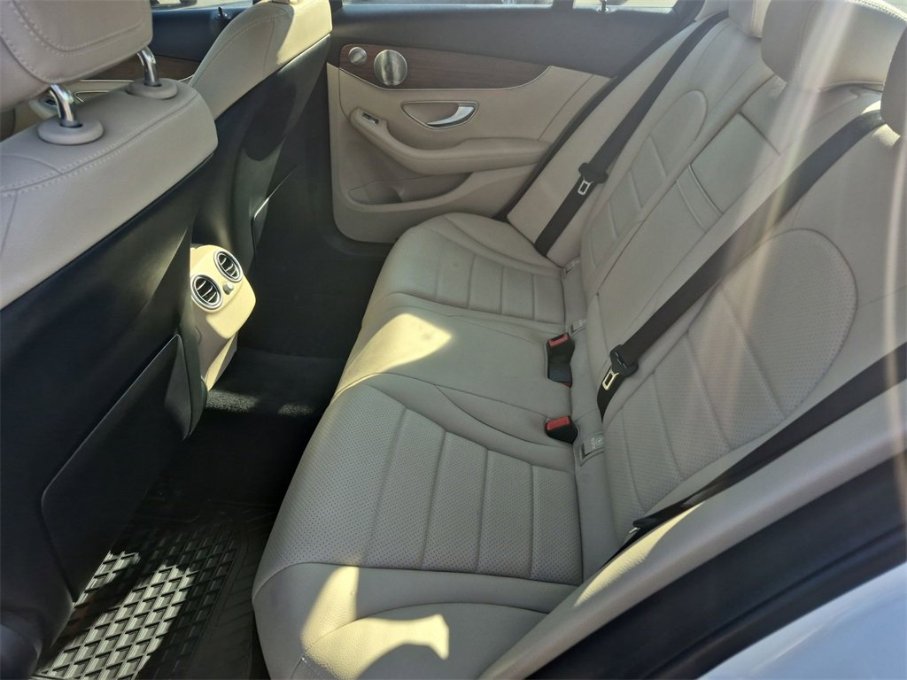 Used 2021 Mercedes-Benz C 300 4MATIC Sedan image 29