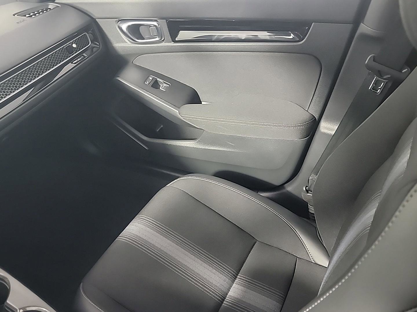 Certified 2025 Honda Civic Sport image 22