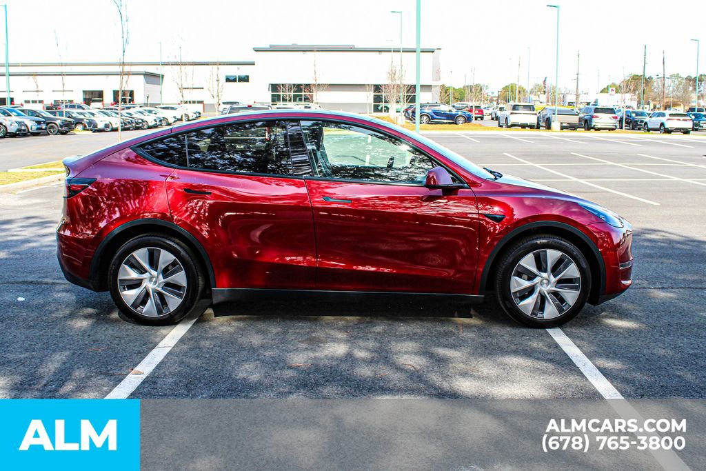 Used 2024 Tesla Model Y Long Range image 9
