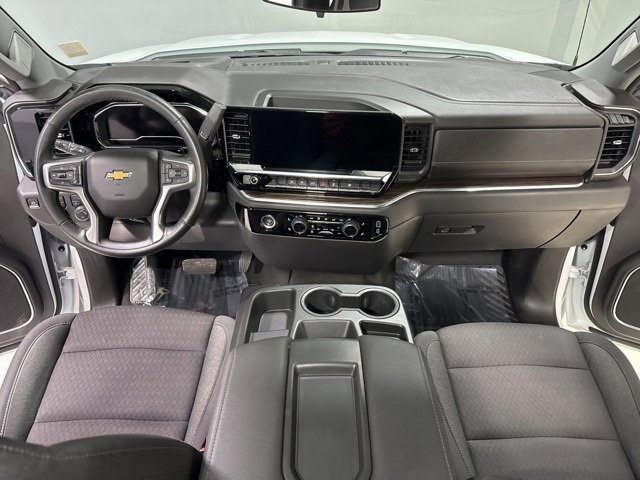 Used 2024 Chevrolet Silverado 1500 LT image 13