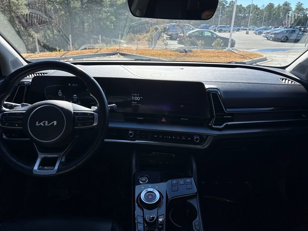 Used 2023 Kia Sportage EX w/ EX Premium Package image 16