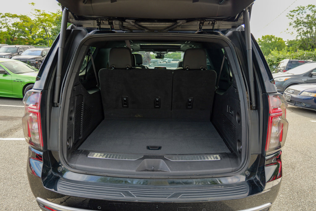 Used 2023 Chevrolet Suburban High Country AWD/4WD image 63