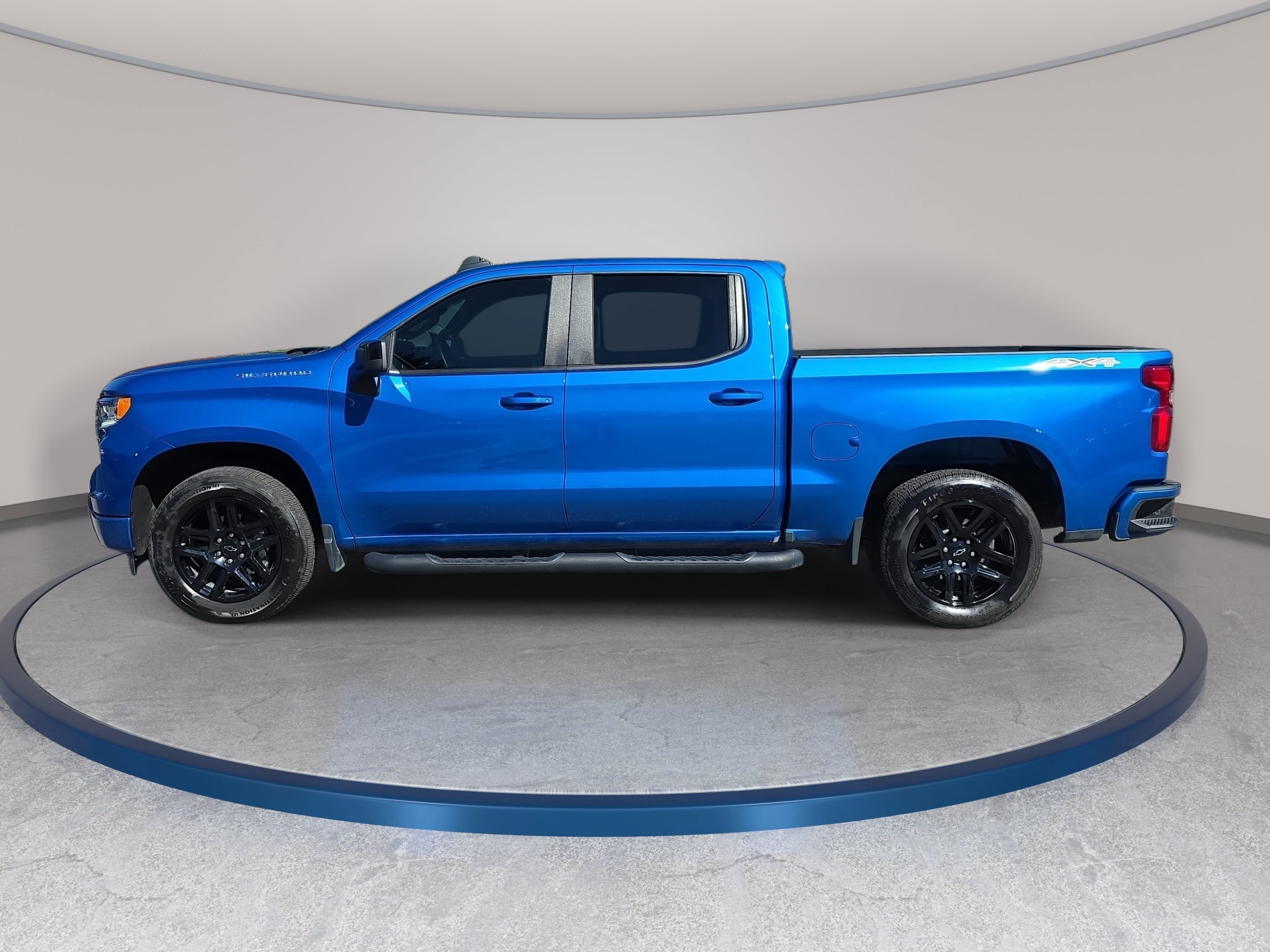 Used 2024 Chevrolet Silverado 1500 RST AWD/4WD image 8