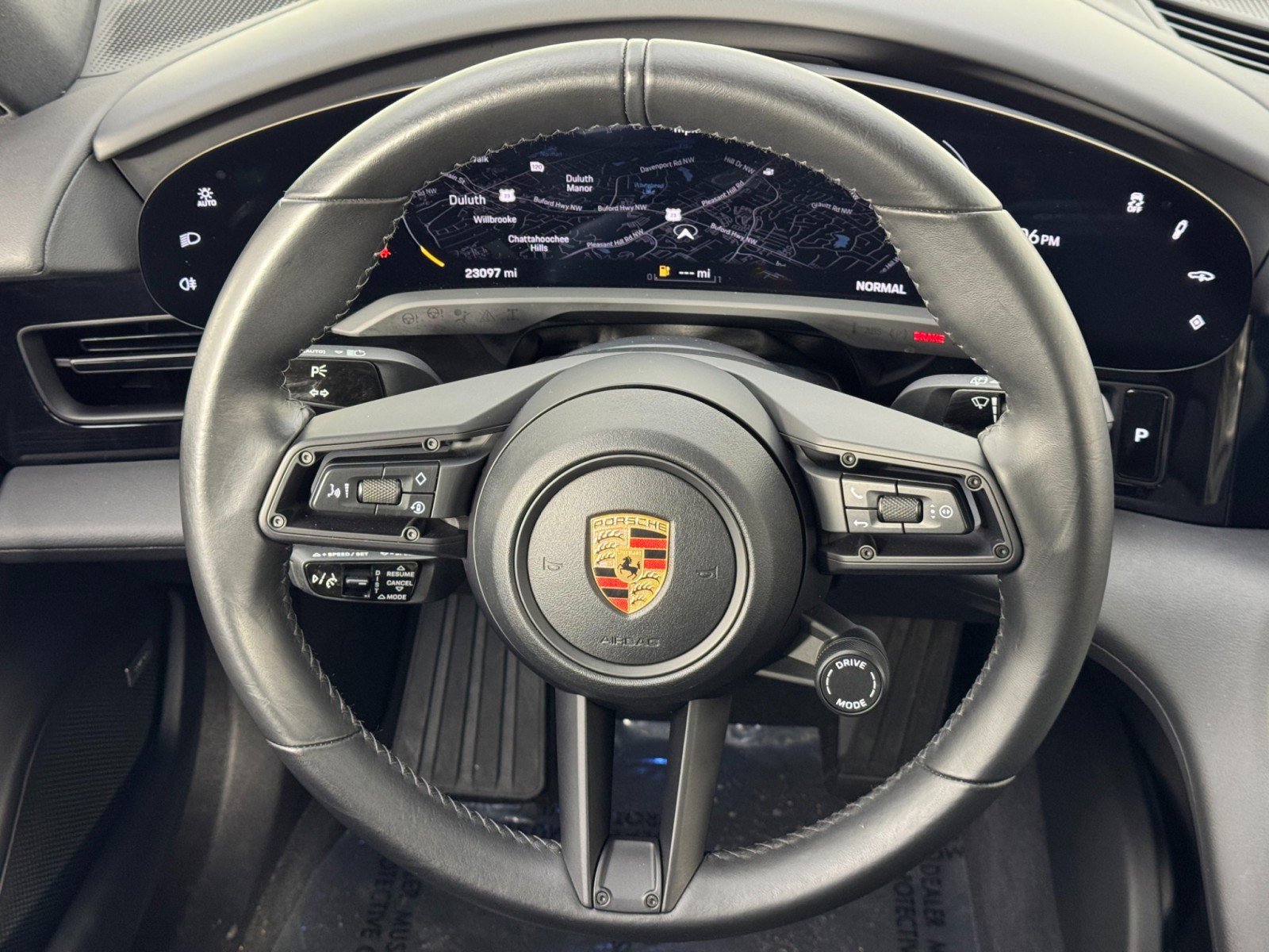 Used 2023 Porsche Taycan 4S w/ Performance Package image 21