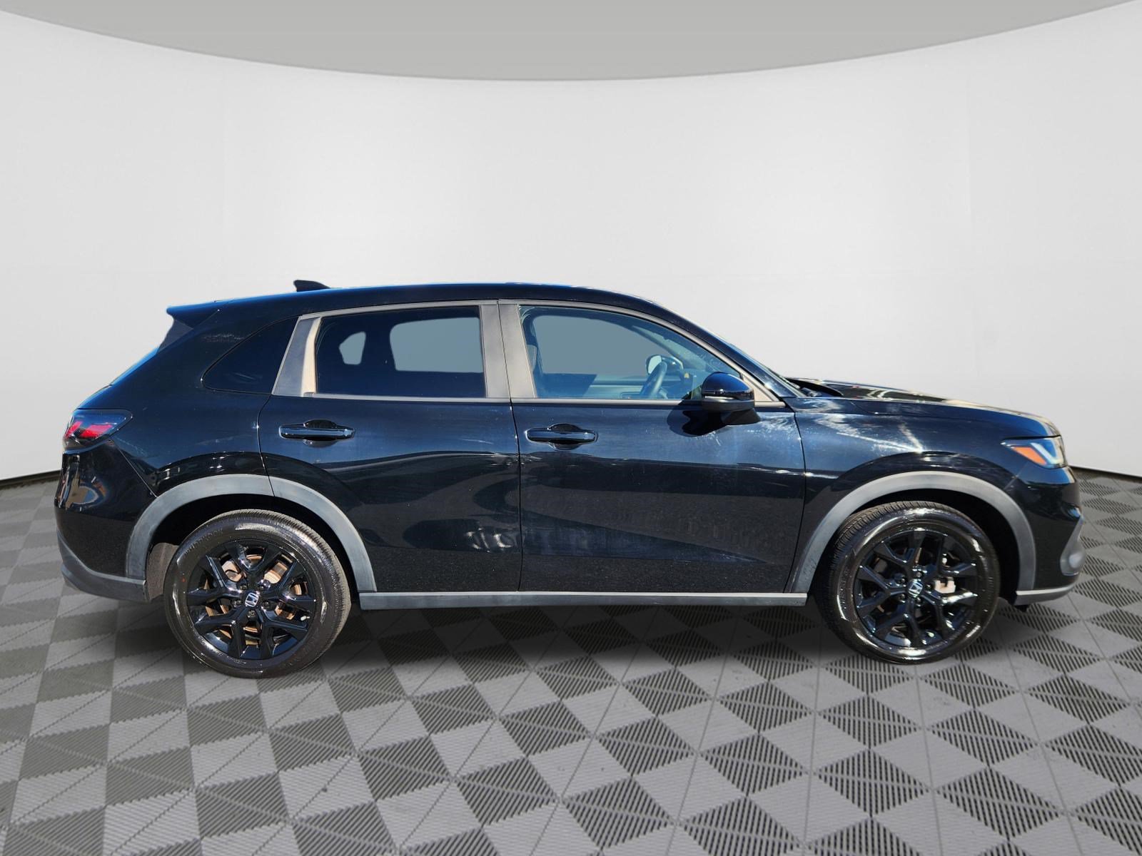 Certified 2024 Honda HR-V Sport image 6