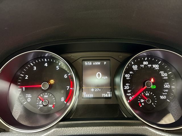 Used 2018 Volkswagen Passat 2.0T SEL Premium image 14