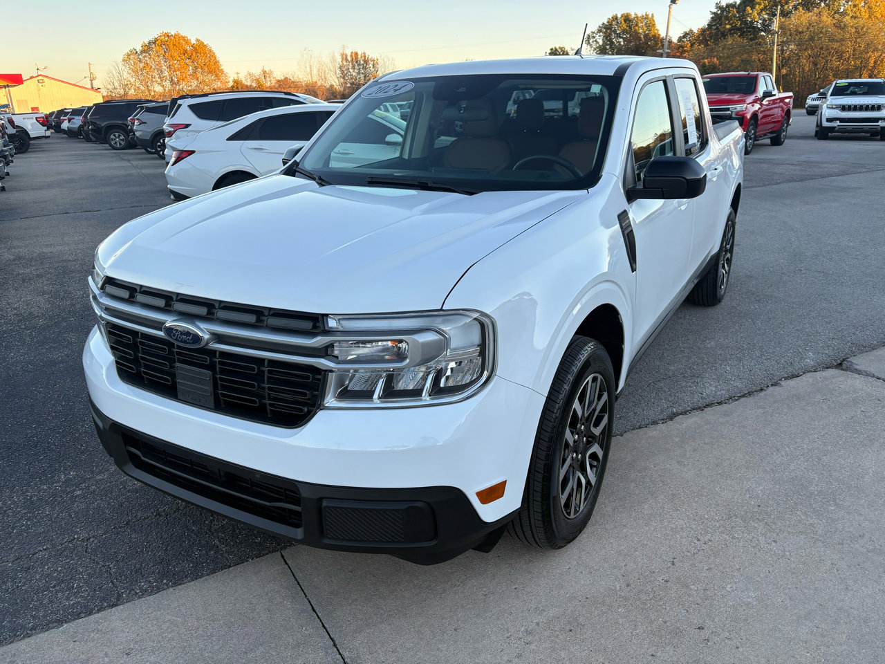 Used 2024 Ford Maverick Lariat image 7
