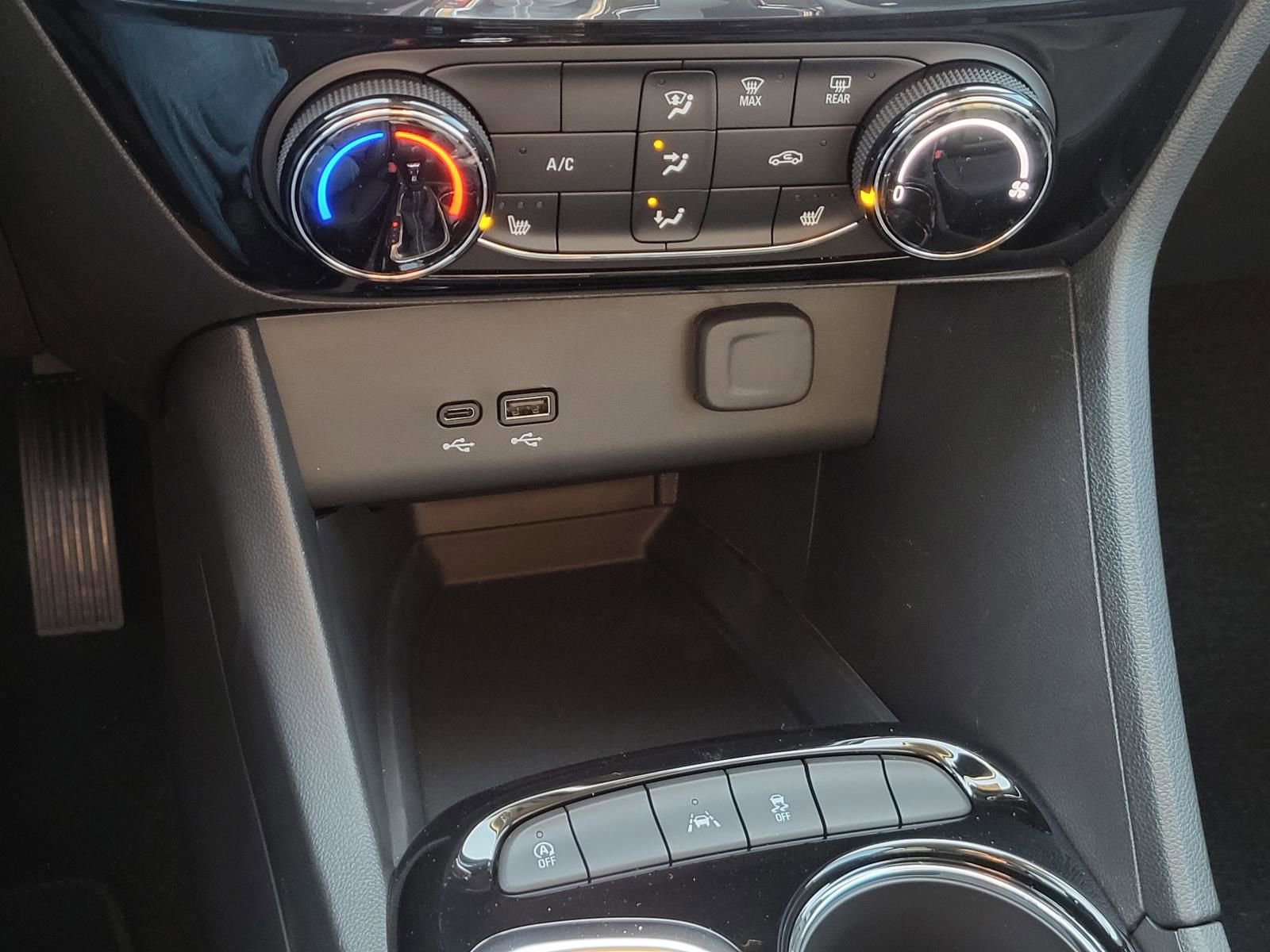 New 2026 Buick Encore GX Sport Touring w/ Comfort Package image 10