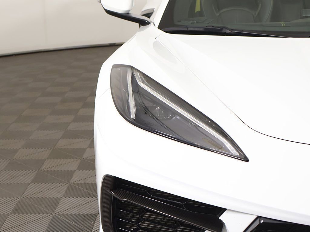 Used 2021 Chevrolet Corvette Stingray Premium Conv w/ 3LT image 17