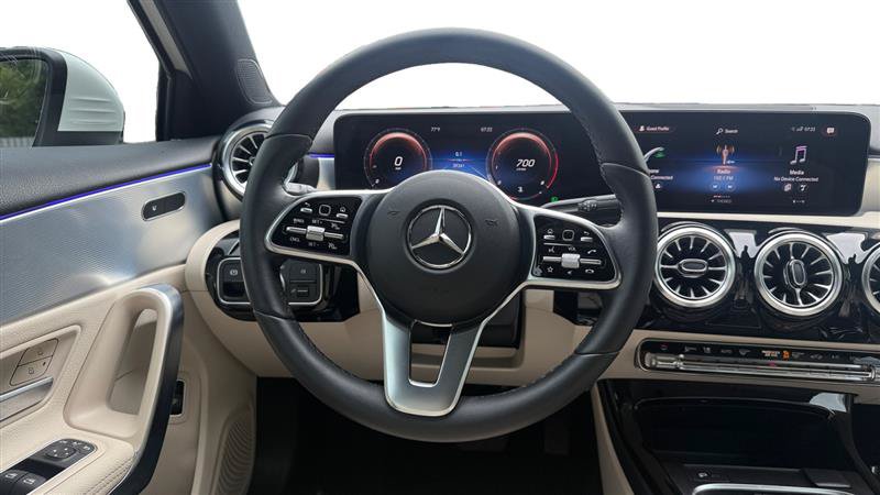 Used 2022 Mercedes-Benz A 220 image 13