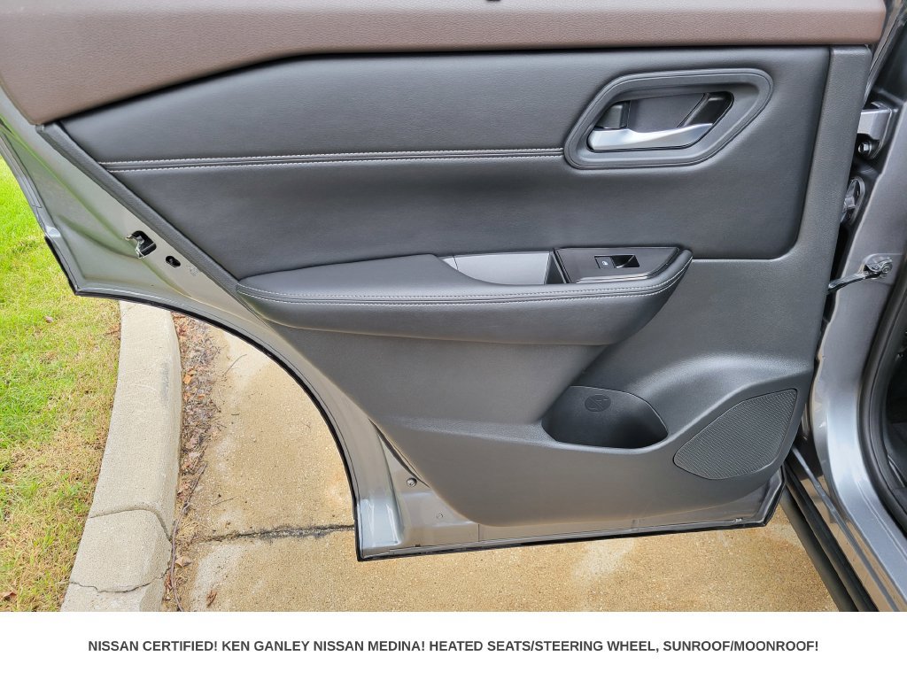 Certified 2023 Nissan Rogue SV w/ SV Premium B Package AWD/4WD image 44