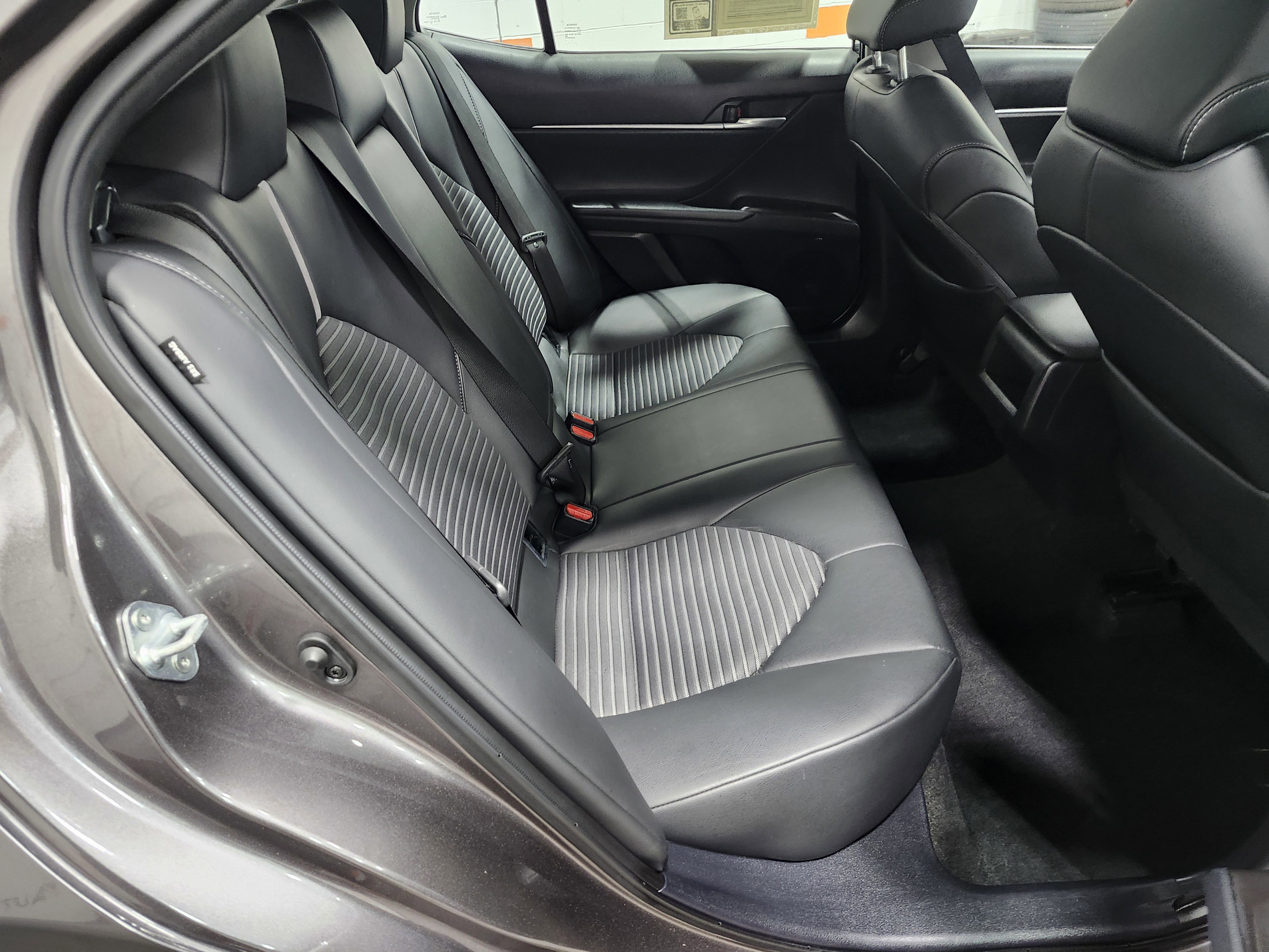 Used 2024 Toyota Camry SE w/ Convenience Package FWD image 12