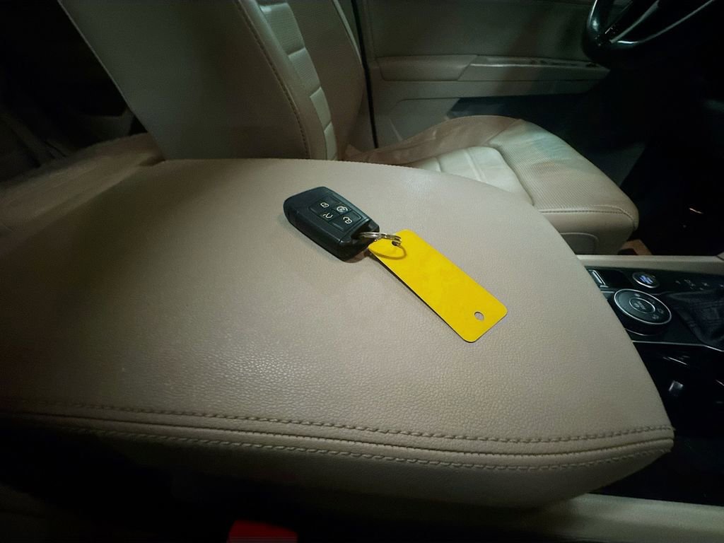 Used 2018 Volkswagen Atlas SEL Premium image 44