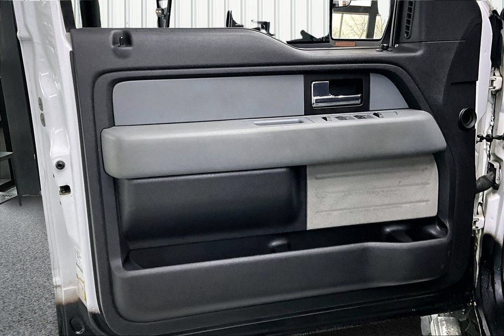 Used 2013 Ford F150 XLT w/ Mid Equipment Group AWD/4WD image 19