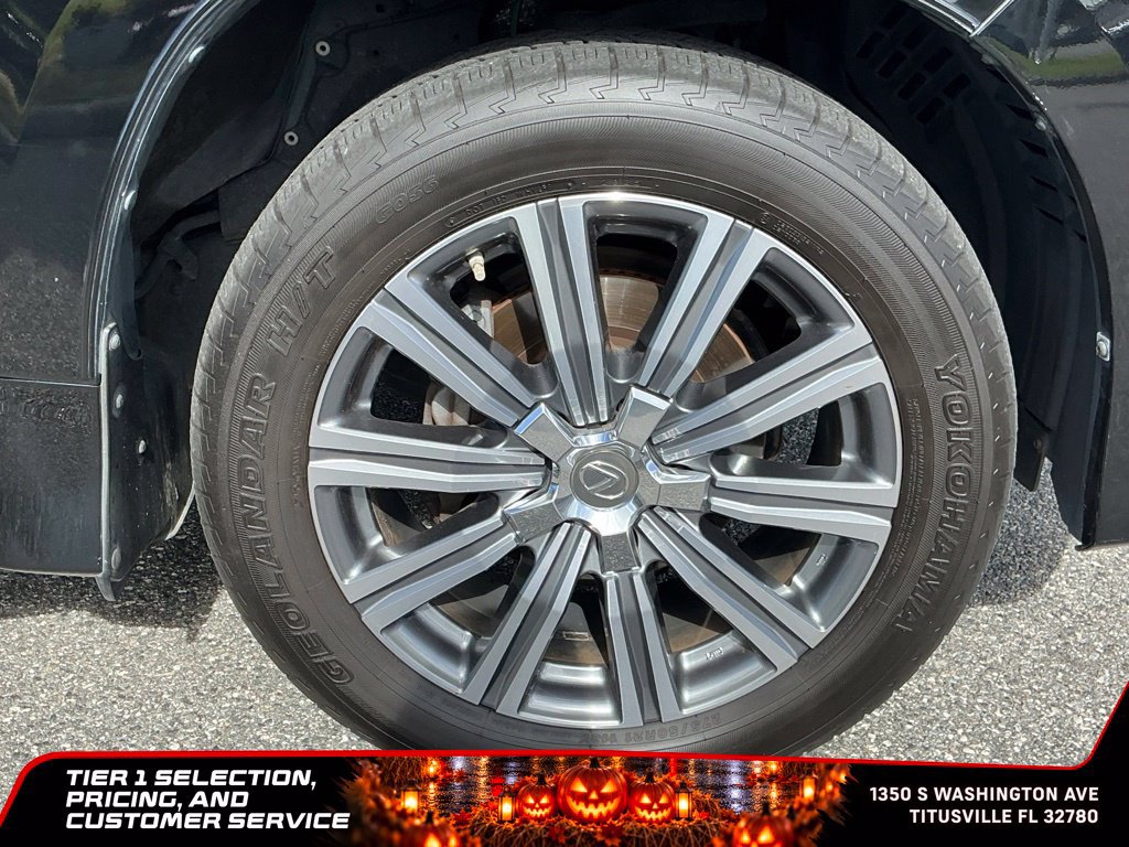 Used 2017 Lexus LX 570 4WD w/ Luxury Package image 11