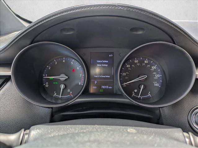 Used 2019 Toyota C-HR XLE FWD image 11