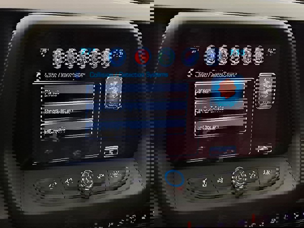 Used 2017 Chevrolet Camaro SS image 27