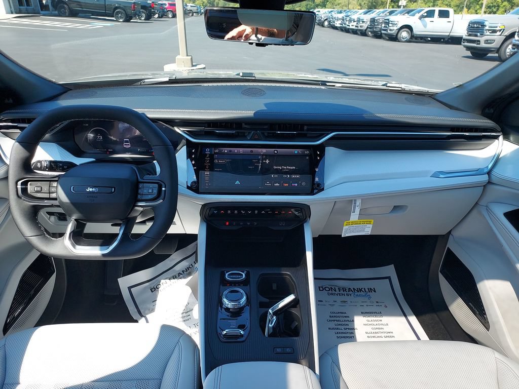 New 2026 Jeep Cherokee Overland w/ Trailer Tow Group AWD/4WD image 15