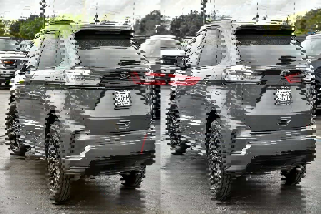 New 2024 Ford Edge SE w/ Black Appearance Package image 26