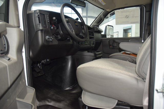 New 2025 Chevrolet Express 3500 w/ Power Convenience Package RWD image 25
