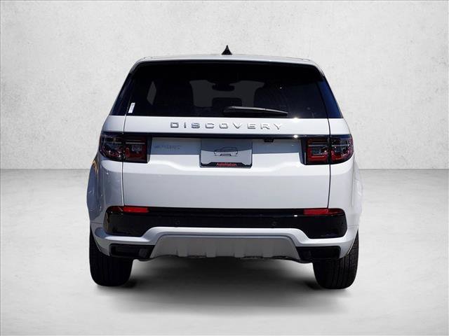 Used 2025 Land Rover Discovery Sport S image 8