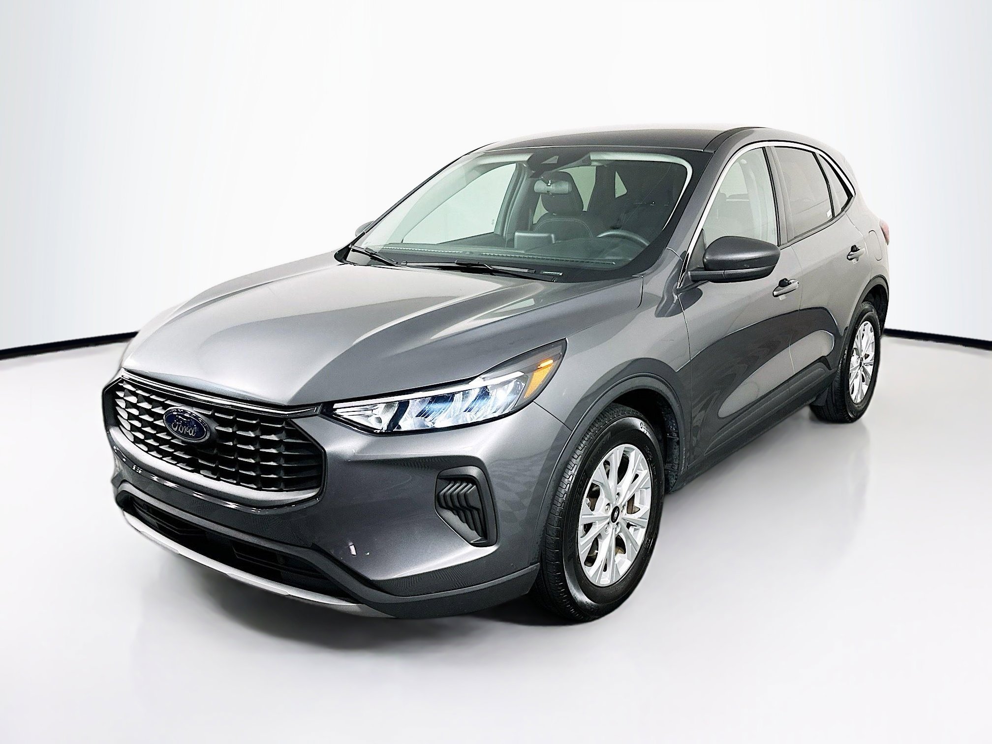 Used 2023 Ford Escape Active image 3