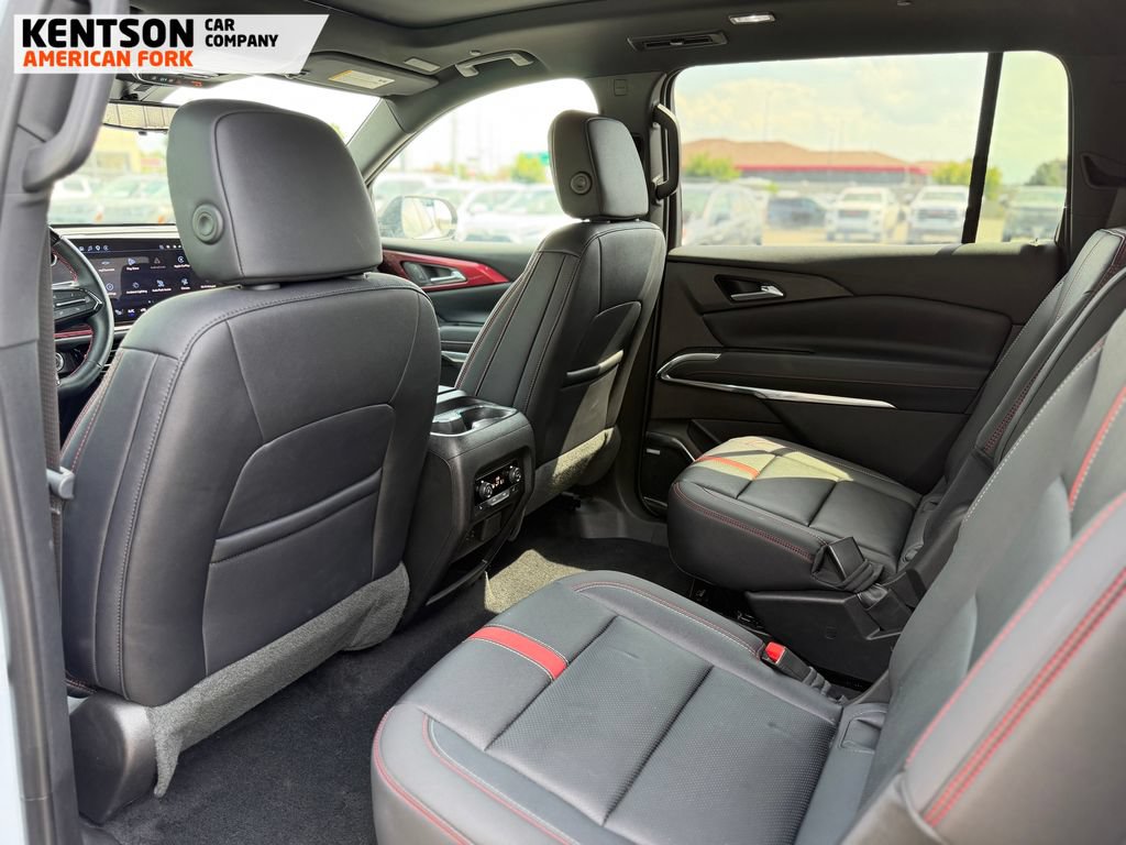 Used 2026 Chevrolet Traverse RS AWD/4WD image 28