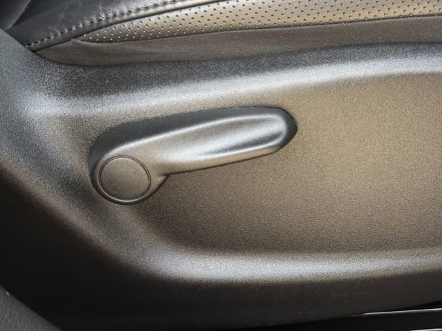 Used 2020 Jeep Renegade Limited AWD/4WD image 29