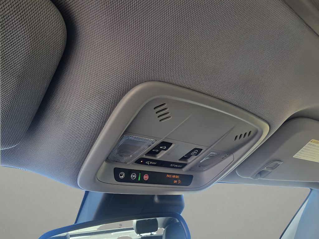 Used 2024 Chevrolet Malibu LT image 23